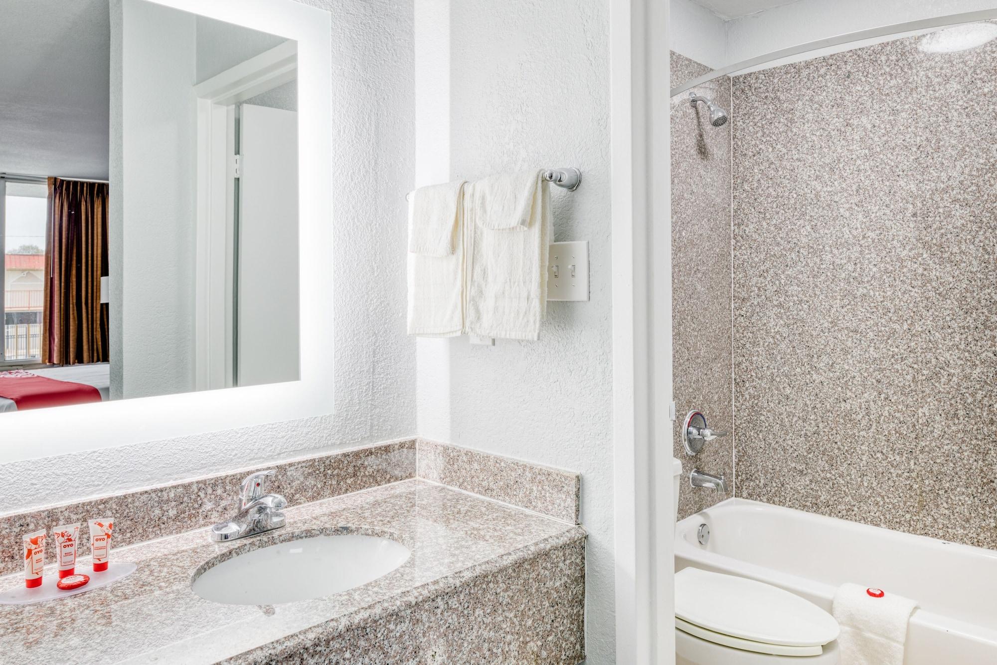 Hotel Elev8 Конро Екстер'єр фото