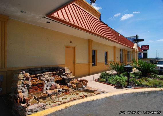 Hotel Elev8 Конро Екстер'єр фото